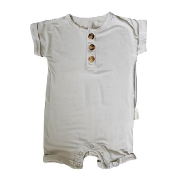 Marlowe & Co Other - Marlowe & Co Fog Gray Lola Romper Size 0-3 Months